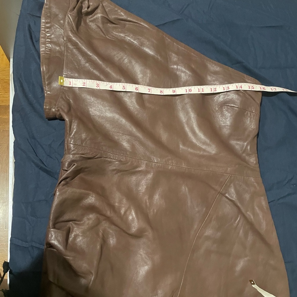 Lamarque X Revorve corey mini dress tan leather brown one shoulder size M - Picture 16 of 16